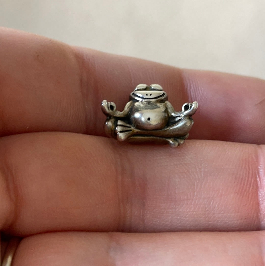 Genuine Chamilia Yoga Om Frog Animal Charm