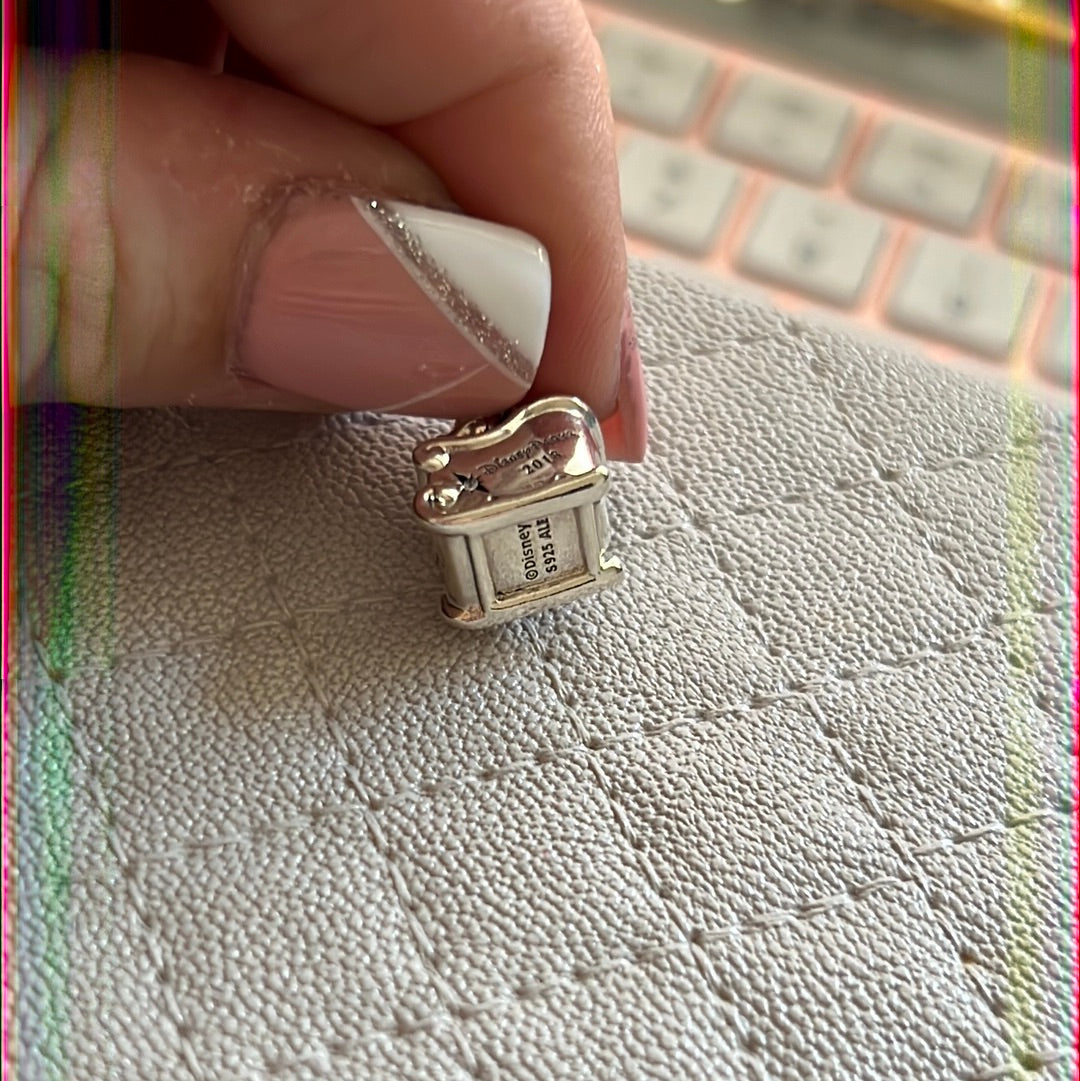 Genuine Pandora Disney Minnie and Mickey 2018 Exclusive Christmas Sleigh Charm