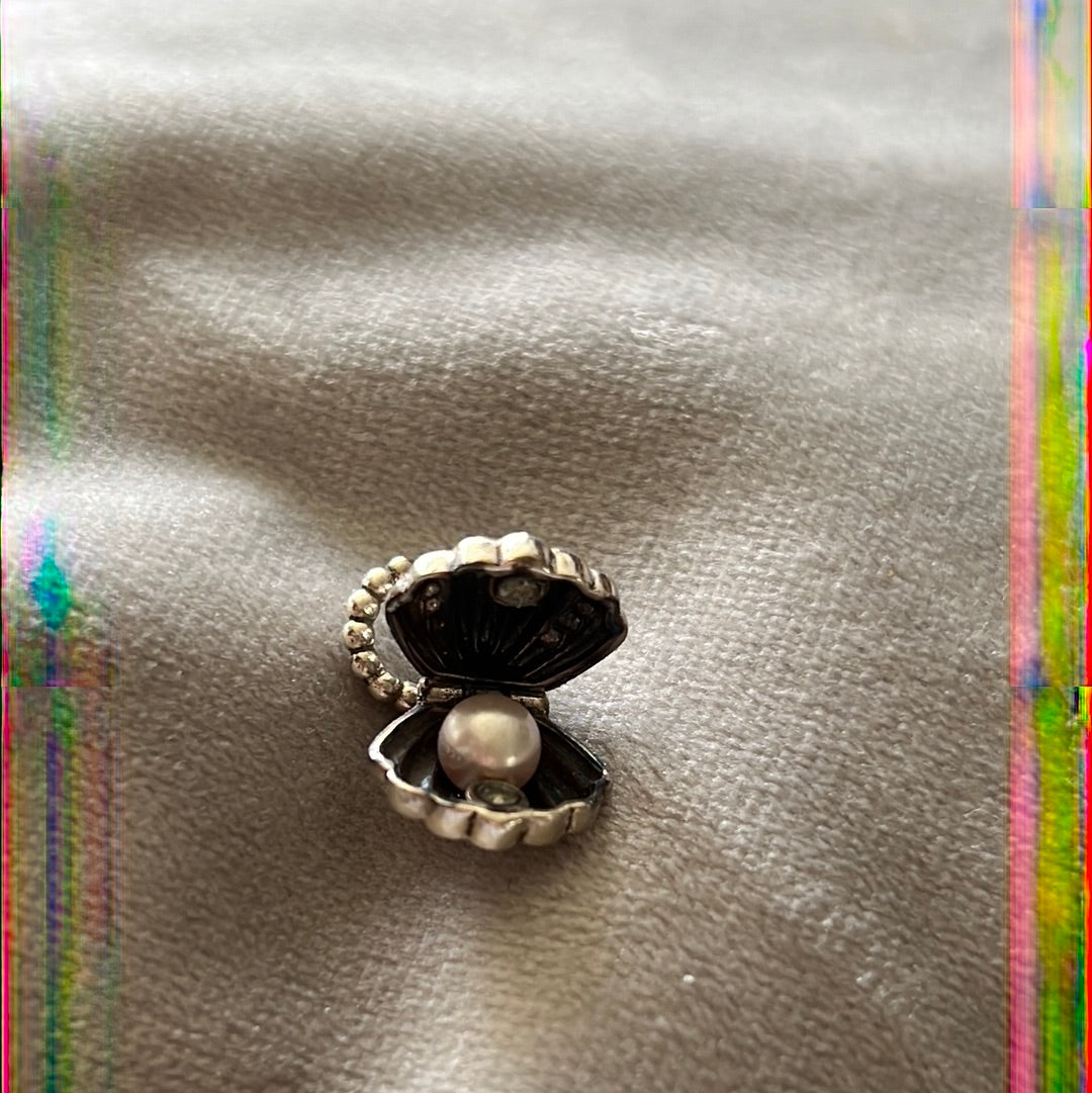 Genuine Chamilia Disney Ariel Pink Enamel Sea Shell CZ Dangle Charm