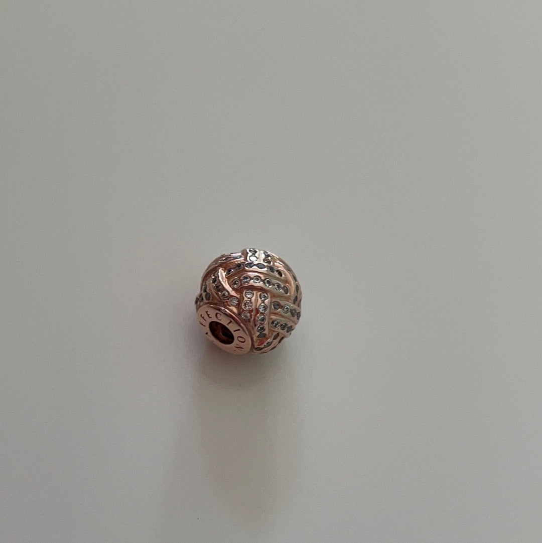 Genuine Pandora Rose Gold Essence Affection Pave Knot Charm RARE