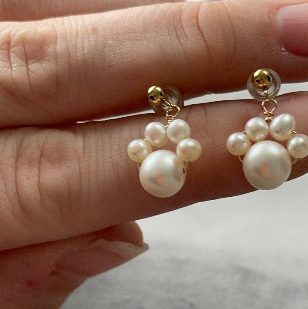 Brand New Gold Plated Paw Print Pearl Dangle Earrings Beautiful!