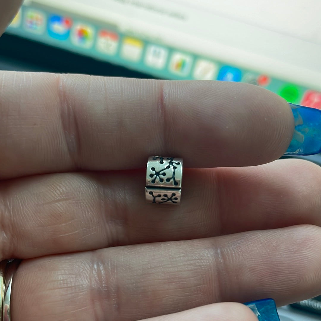 Genuine Pandora Retired Lucerne Breast Cancer Clips Retired