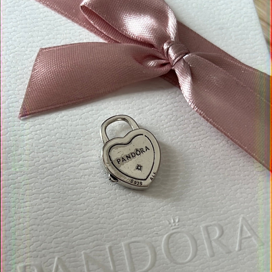 Unbranded Disney Parks Padlock Charm