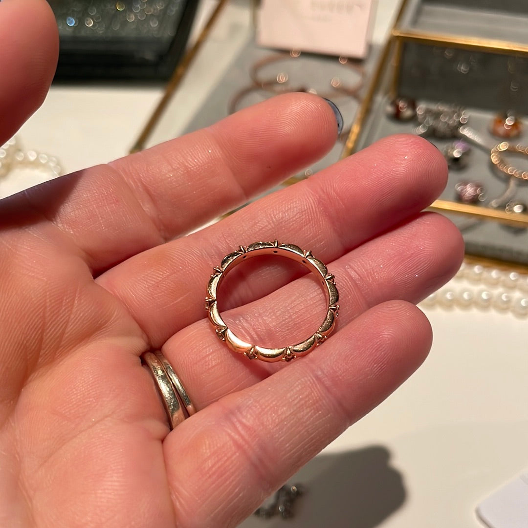 Genuine Pandora Rose Gold Pave Cushioned Band Ring Size 54