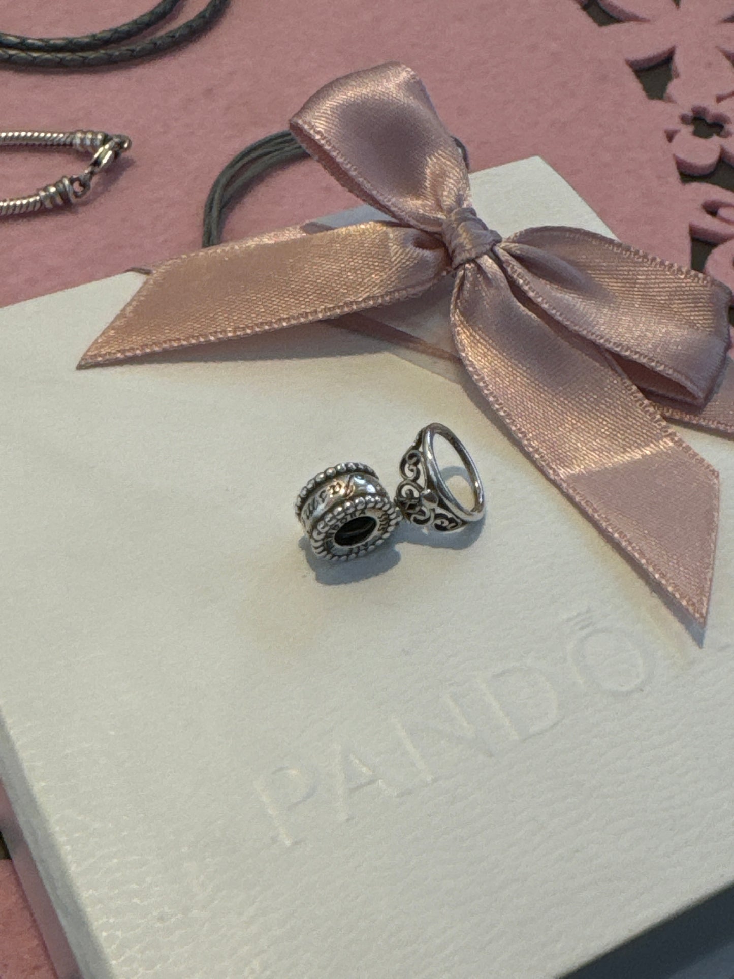 Genuine Pandora Jasmine Crown Tiara Disney Princess Dangle