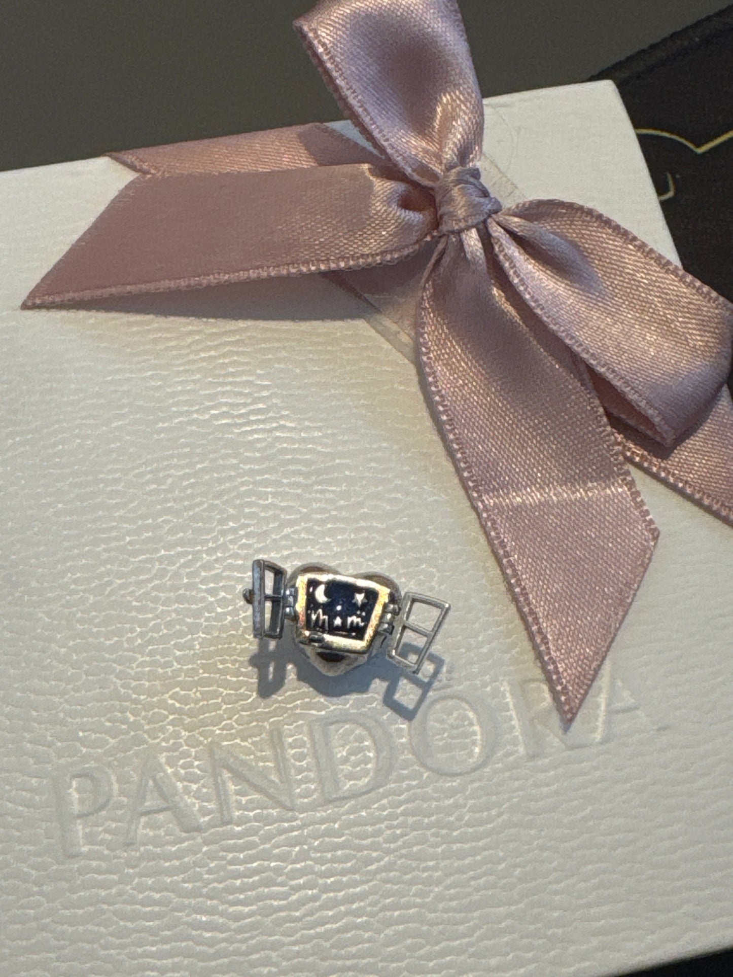 Genuine Pandora Mum Window To My Heart Charm