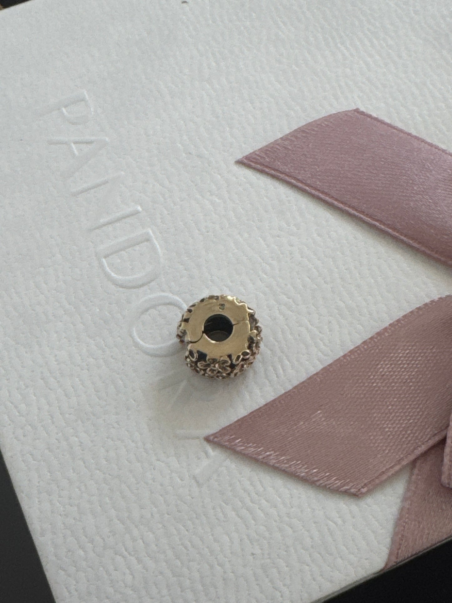 Genuine Pandora Solid 14ct Gold Aloha Daisy Flower Line Clip HTF