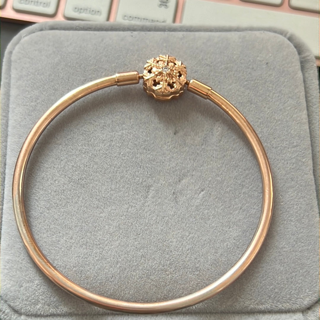 Genuine Pandora Rose Gold Sparkle LMTD New Style Snowflake Clear Stone Clasp Bangle Moments 19cm