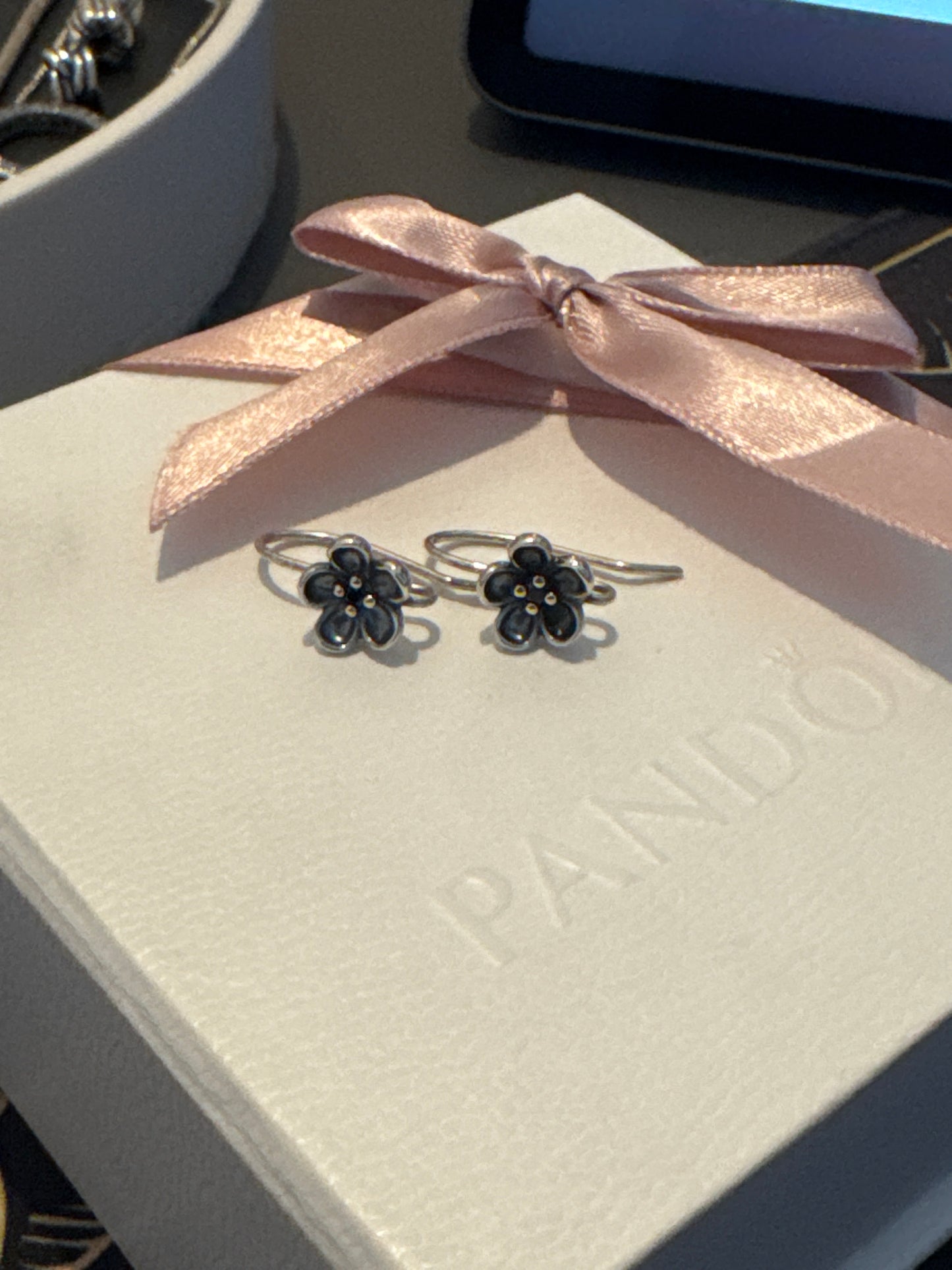 Genuine Pandora Two Tone Black Spinel Forever Bloom Earrings HYPER RARE HTF