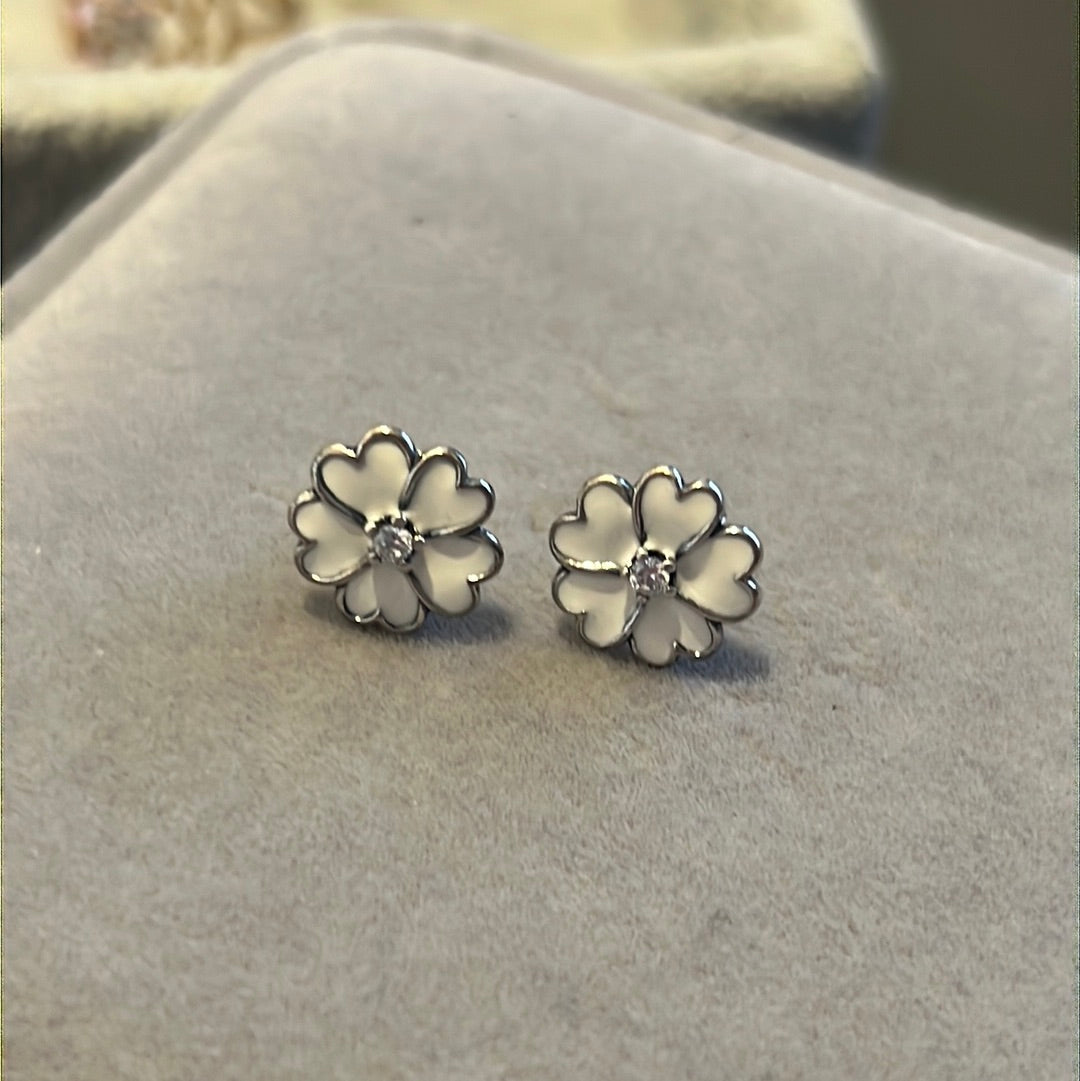 Genuine Pandora White Enamel Daisy Earrings Studs