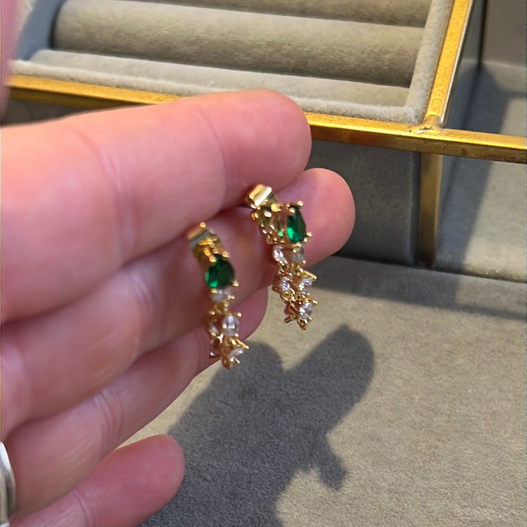 Brand New 14kt Gold Plated Green & Clear Stone Earrings Cuff