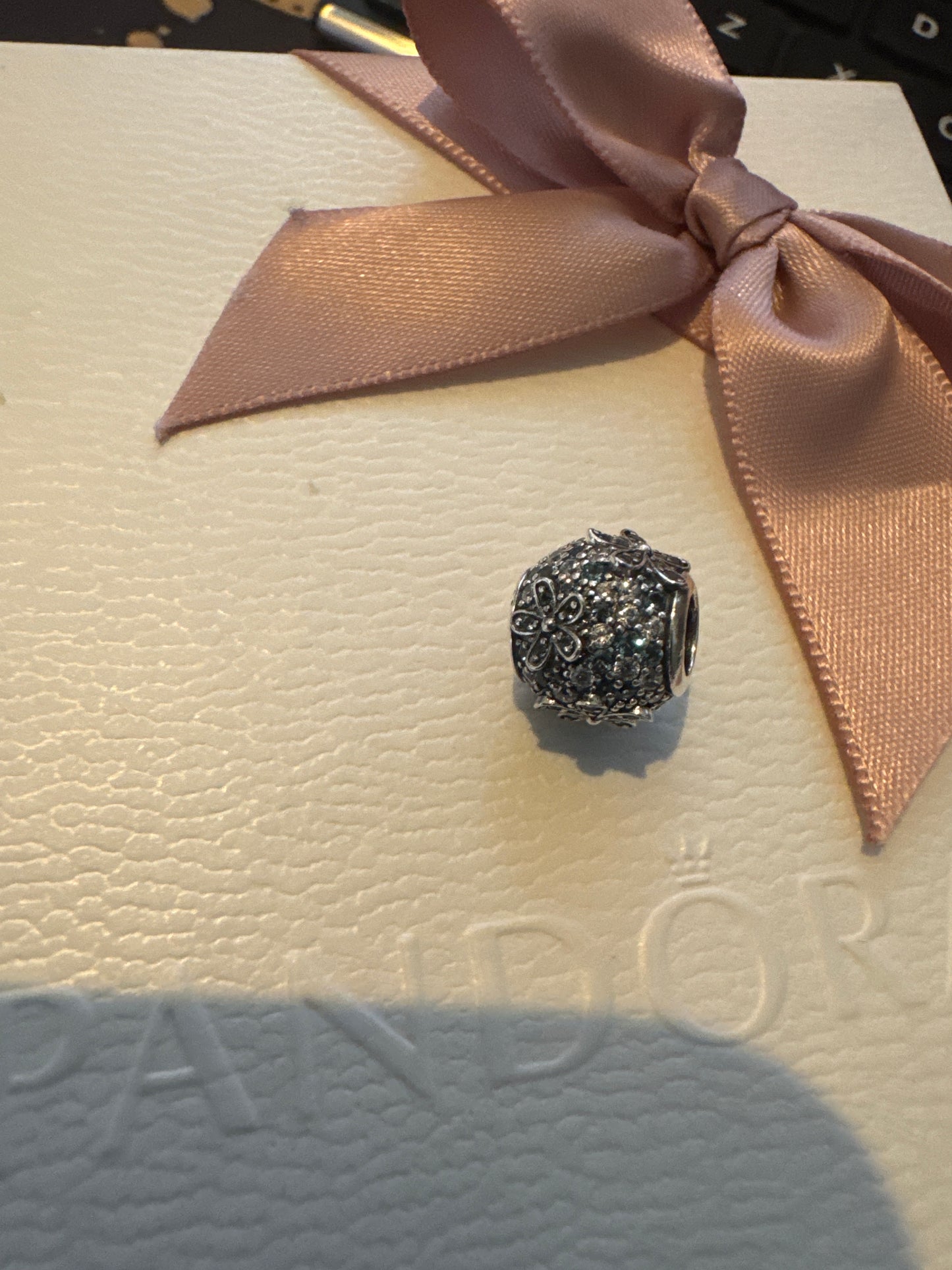 Genuine Pandora Light Blue Enamel Pave Daisy Flower Ball Charm