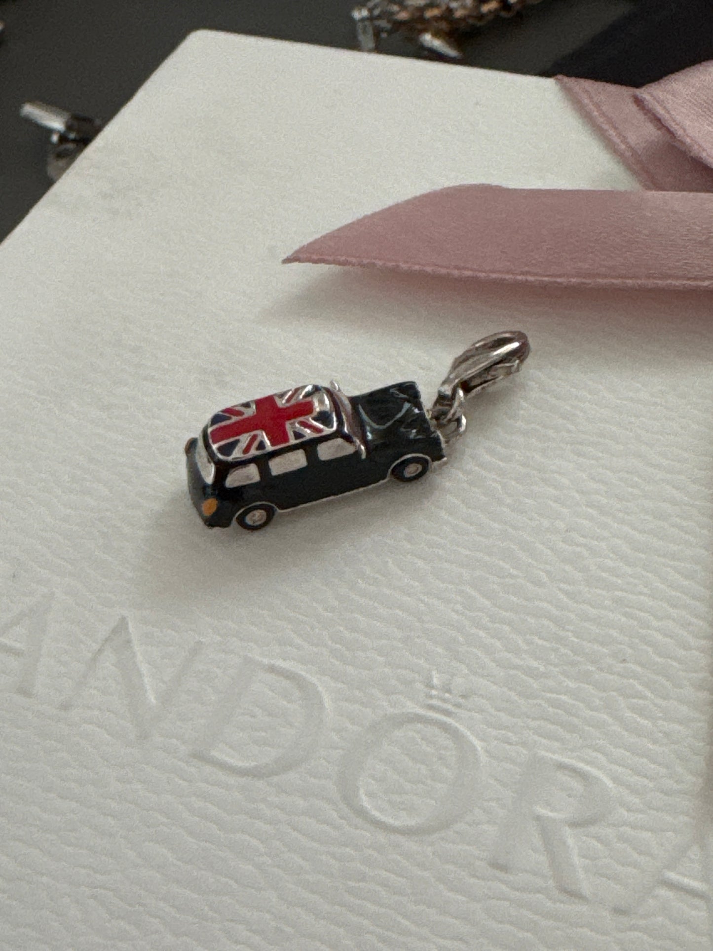 Genuine Thomas Sabo Enamel London Black Cab Taxi Dangle Charm
