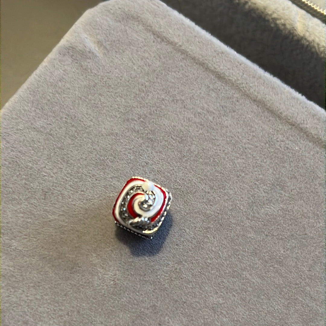Genuine Pandora Christmas Enamel Gingerbread Festive Enamel House Charm