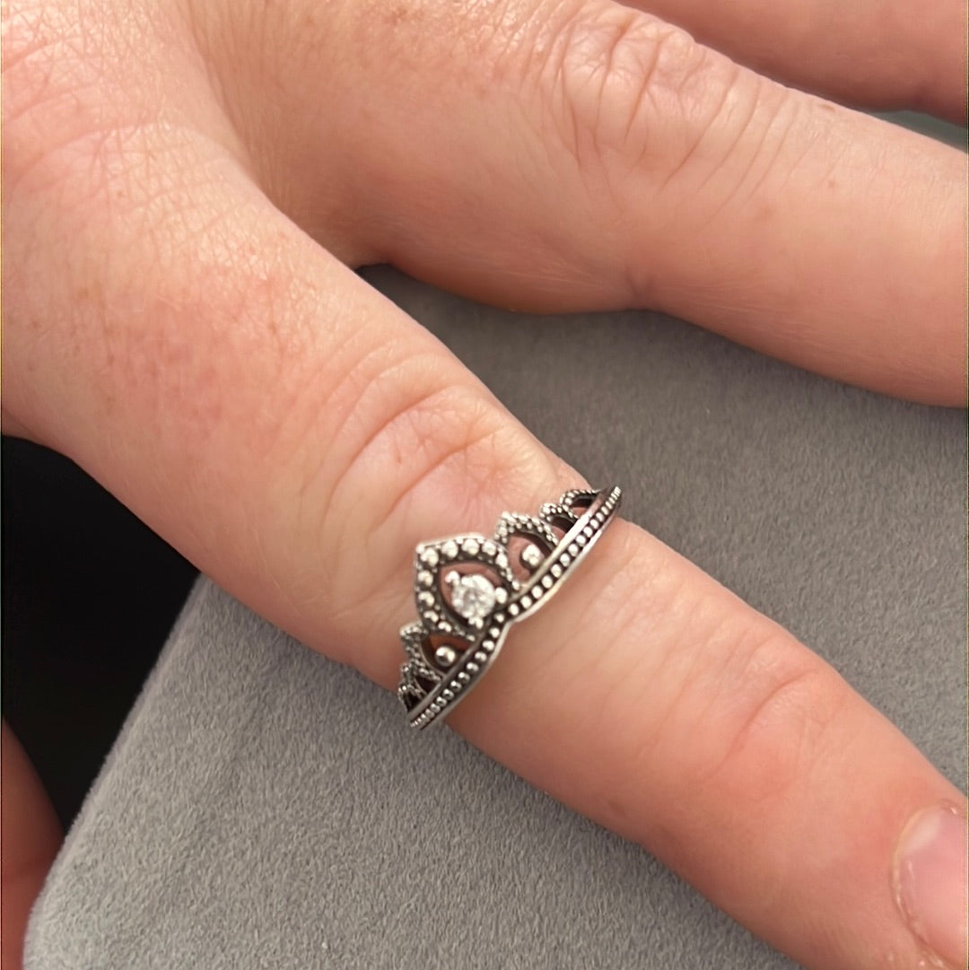 Genuine Pandora Beaded Regal Tiara Ring Size 60