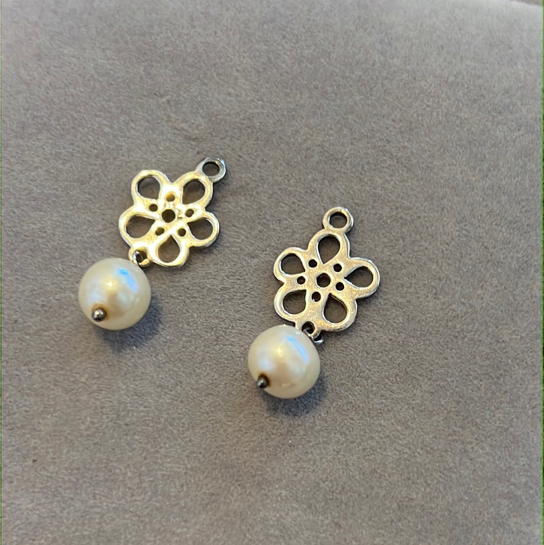 Genuine Pandora Flower Pearl Dangle Earring Charms  (Compose)