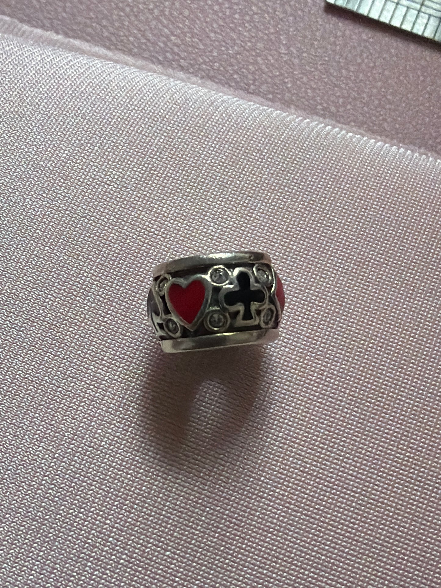 Genuine Chamilia Disney Alice in Wonderland Queen of Hearts Spacer Charm