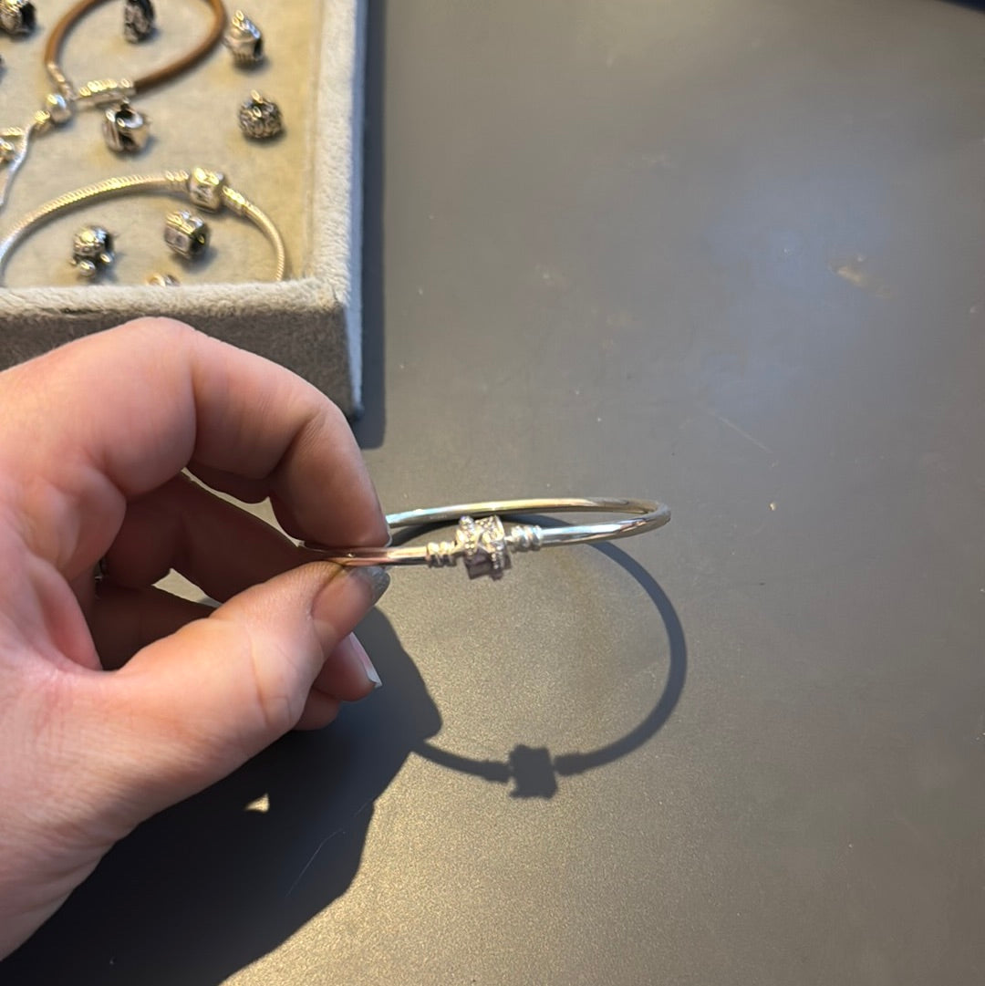 Genuine Pandora LTD Edition Pave Shooting Star Clasp Bangle Size 19cm