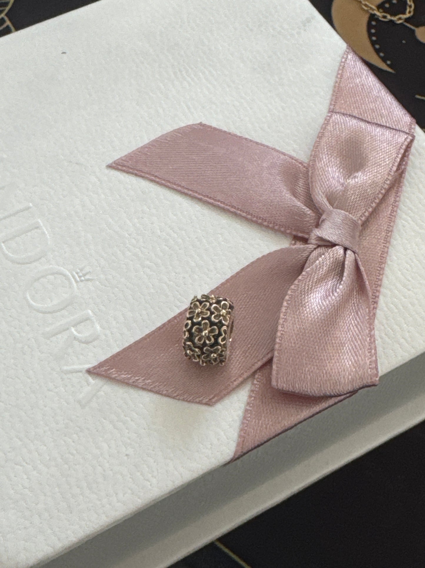 Genuine Pandora Solid 14ct Gold Aloha Daisy Flower Line Clip HTF