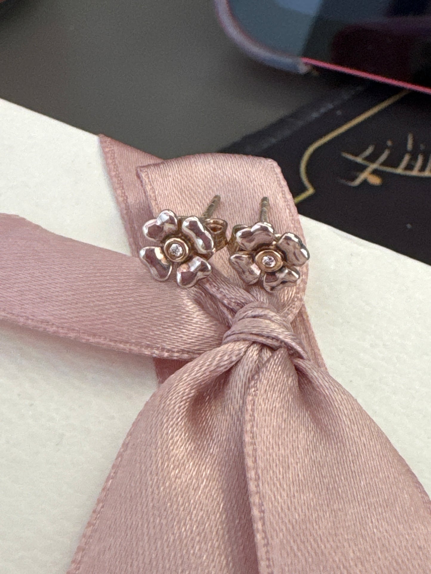 Genuine Thomas Sabo Two Tone Daisy Diamond Earring Studs