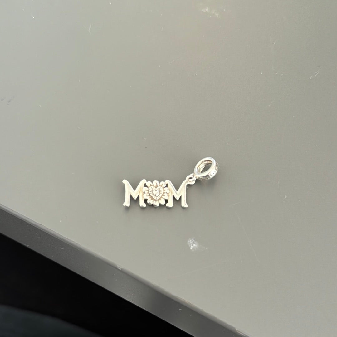 Genuine Chamilia Mum Daisy Dangle Charm