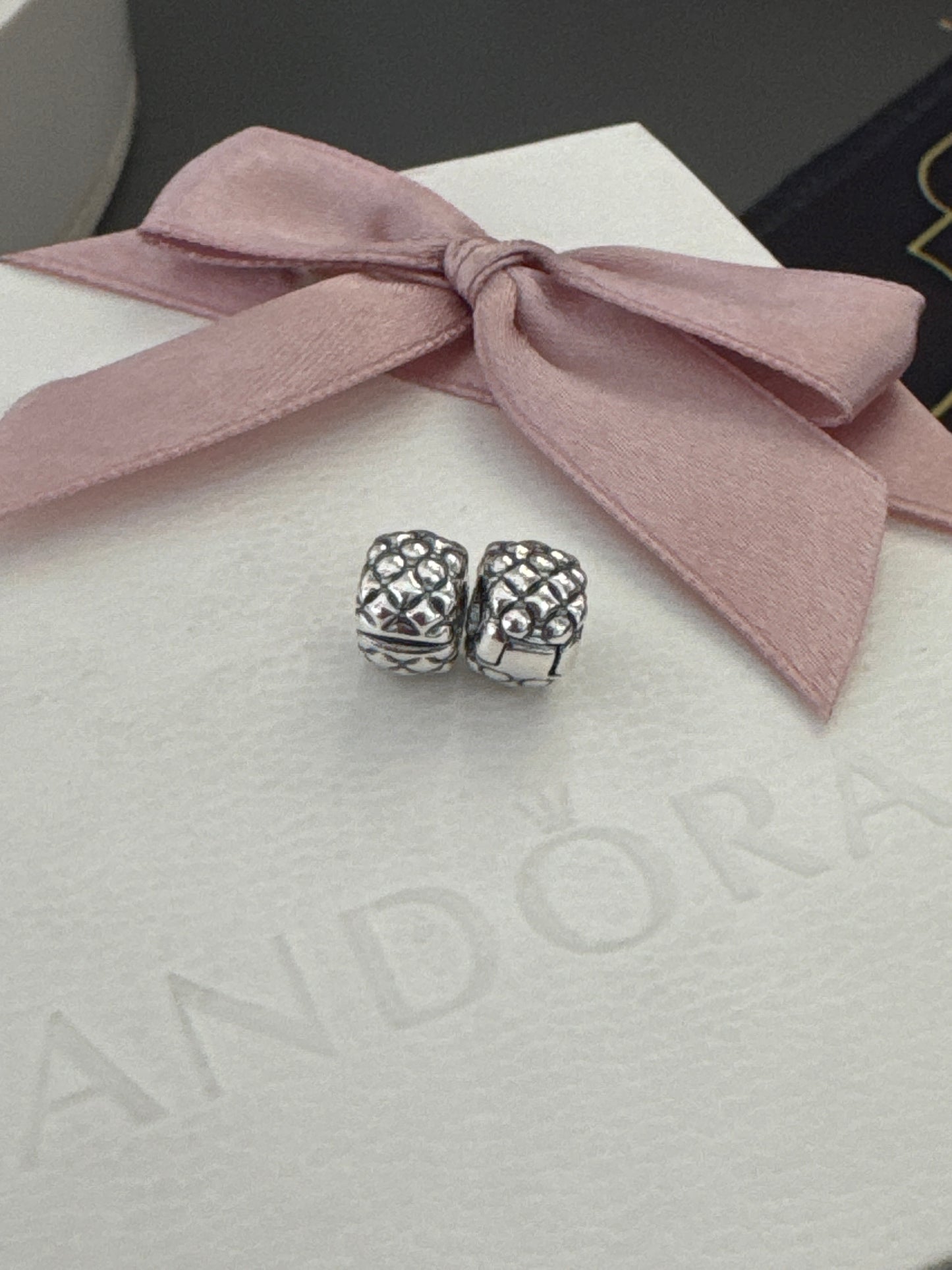Genuine Pandora Silver Studded Clips Small x2