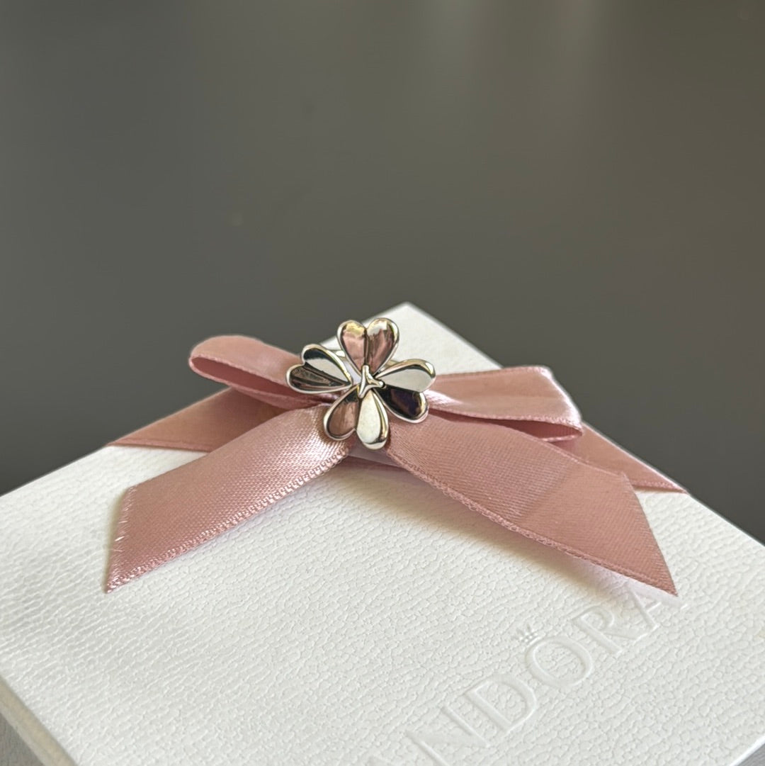 Genuine Pandora Large Clover Flower Ring 56