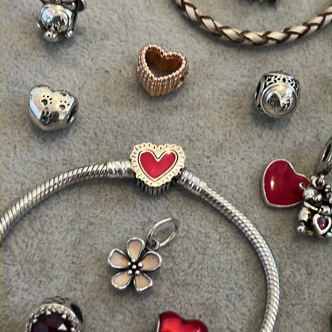 Genuine Pandora Keith Haring Enamel Pink Heart Clasp Moments Bracelet