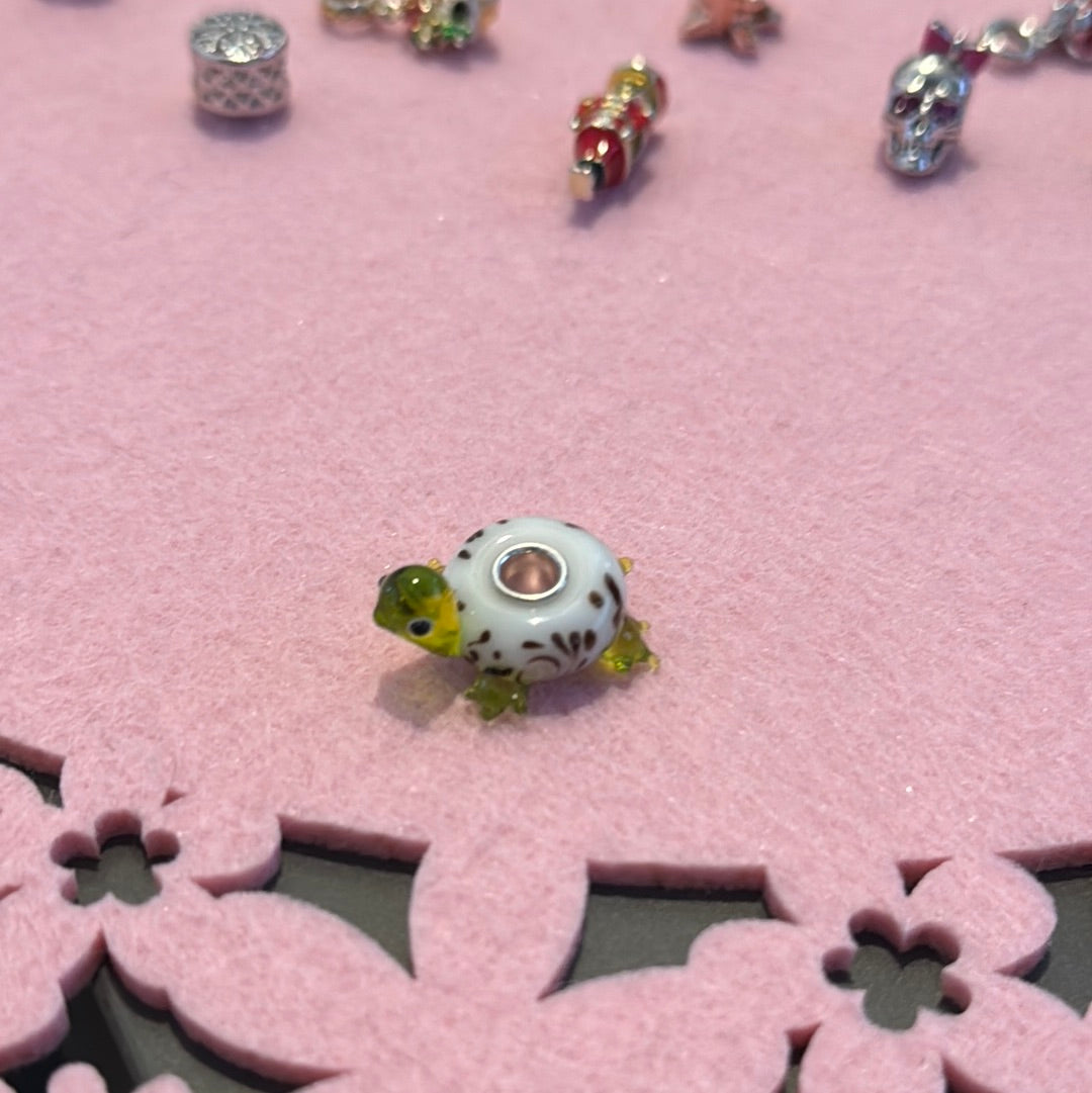 Genuine Gnoce Murano Turtle Animal Charm