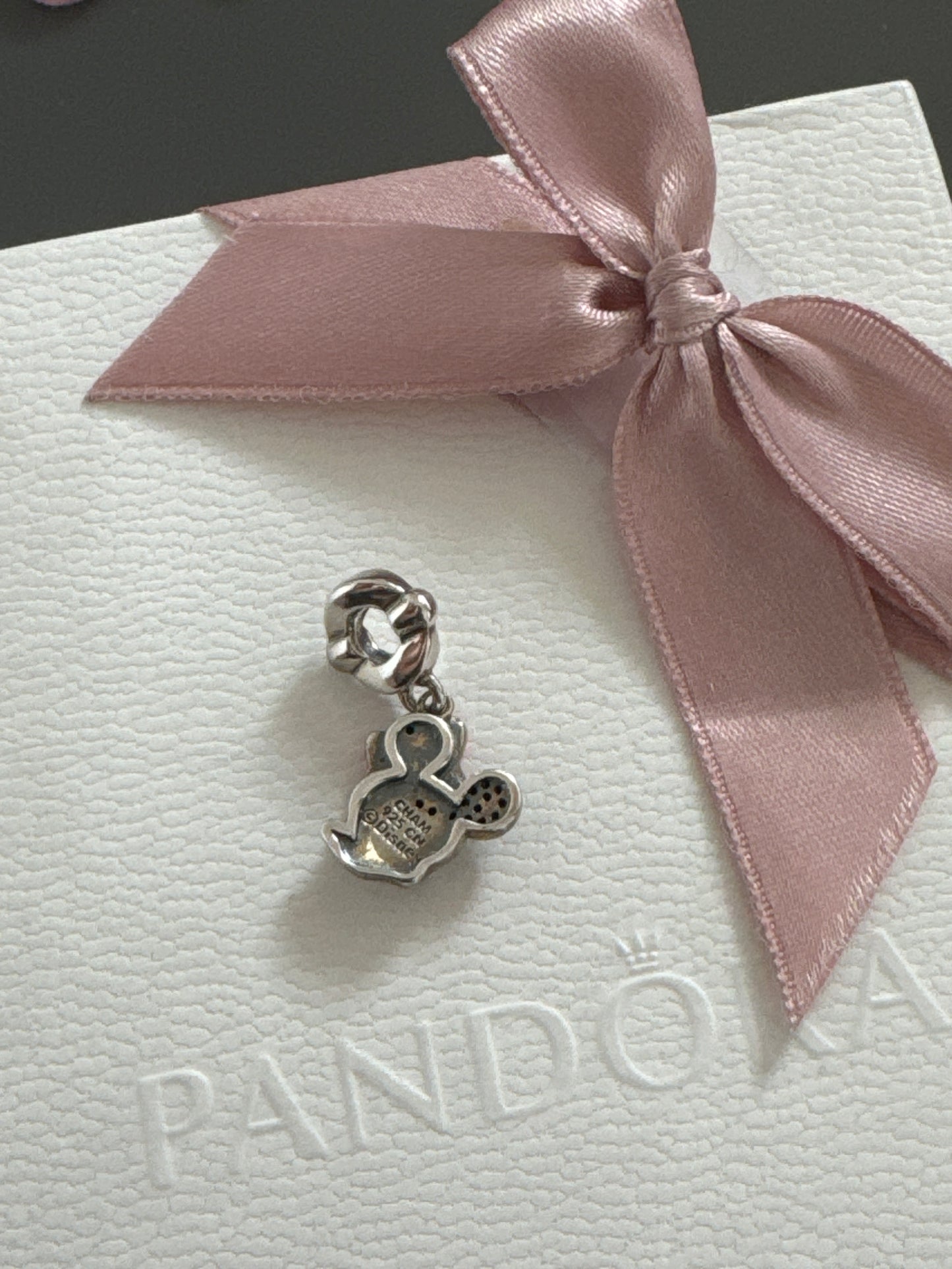 Genuine Chamilia Disney Dangle Minnie Mouse Charm HTF