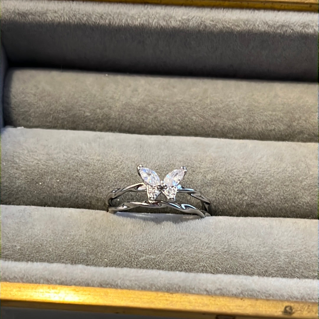 Sterling Silver Brand New Pave Butterfly Ring Set Size 54/58