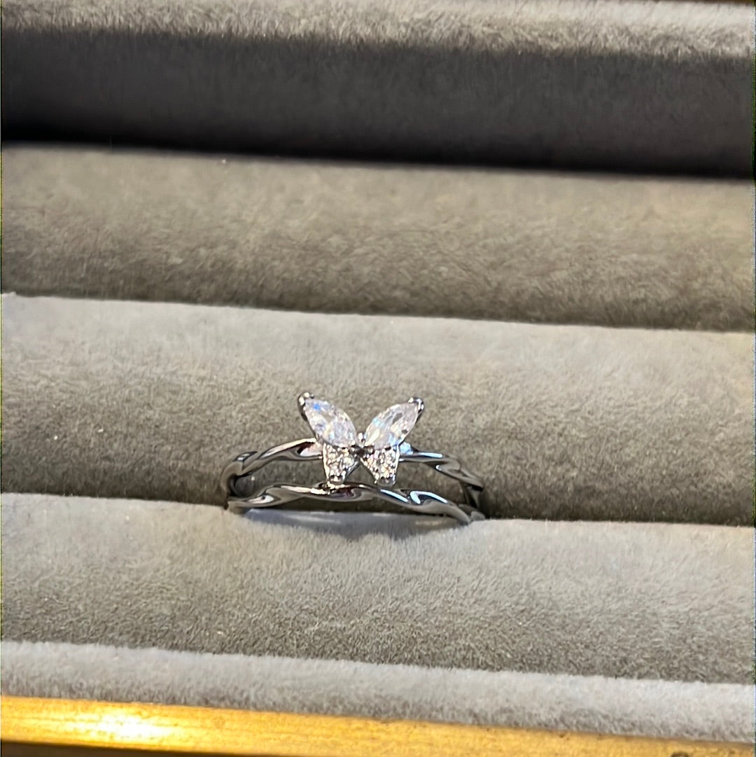 Sterling Silver Brand New Pave Butterfly Ring Set Size 54/58