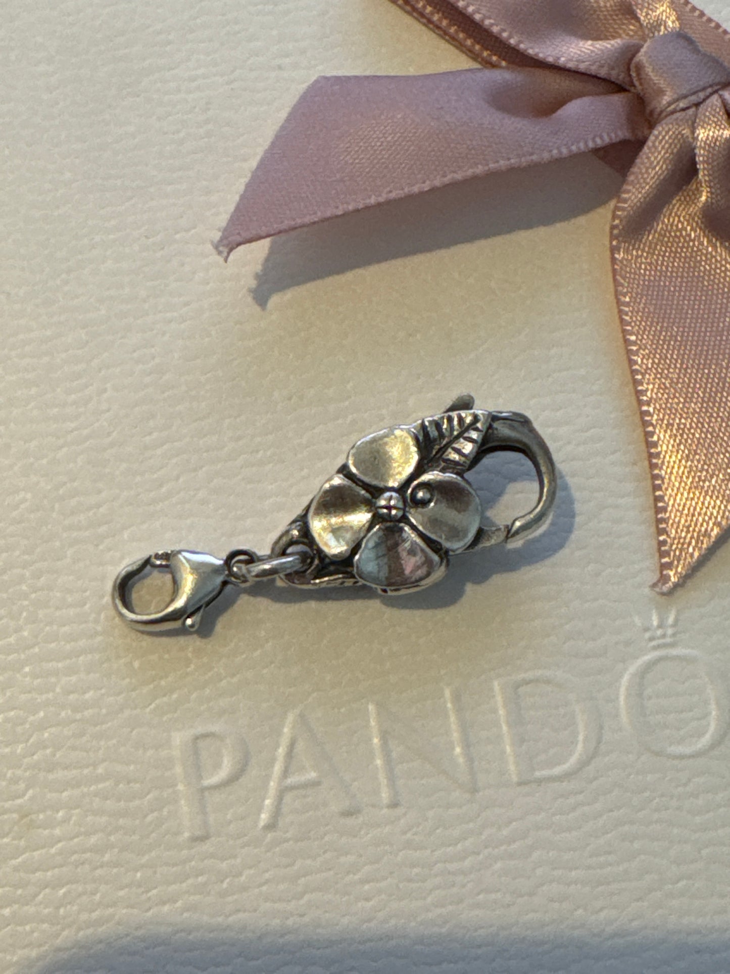 Genuine Trollbeads Big Flower Lock