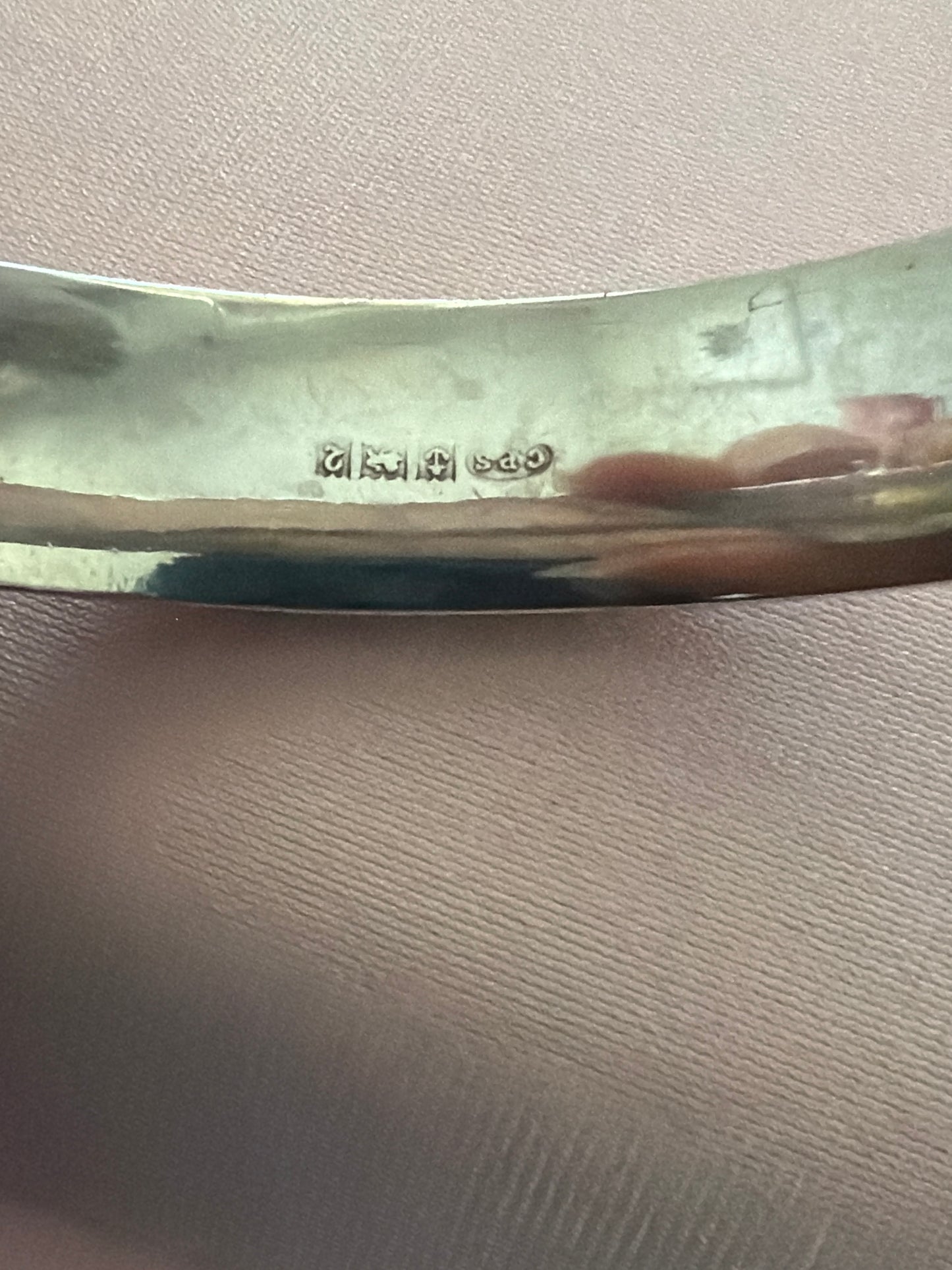 Vintage Sterling Silver Fully Hallmarked Clip Bangle with Safety Chain 18/19cm fit