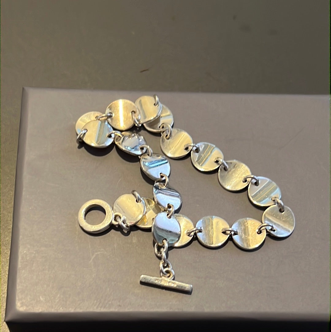 Sterling Silver Circle Link Beautiful Flat Bracelet 18cm