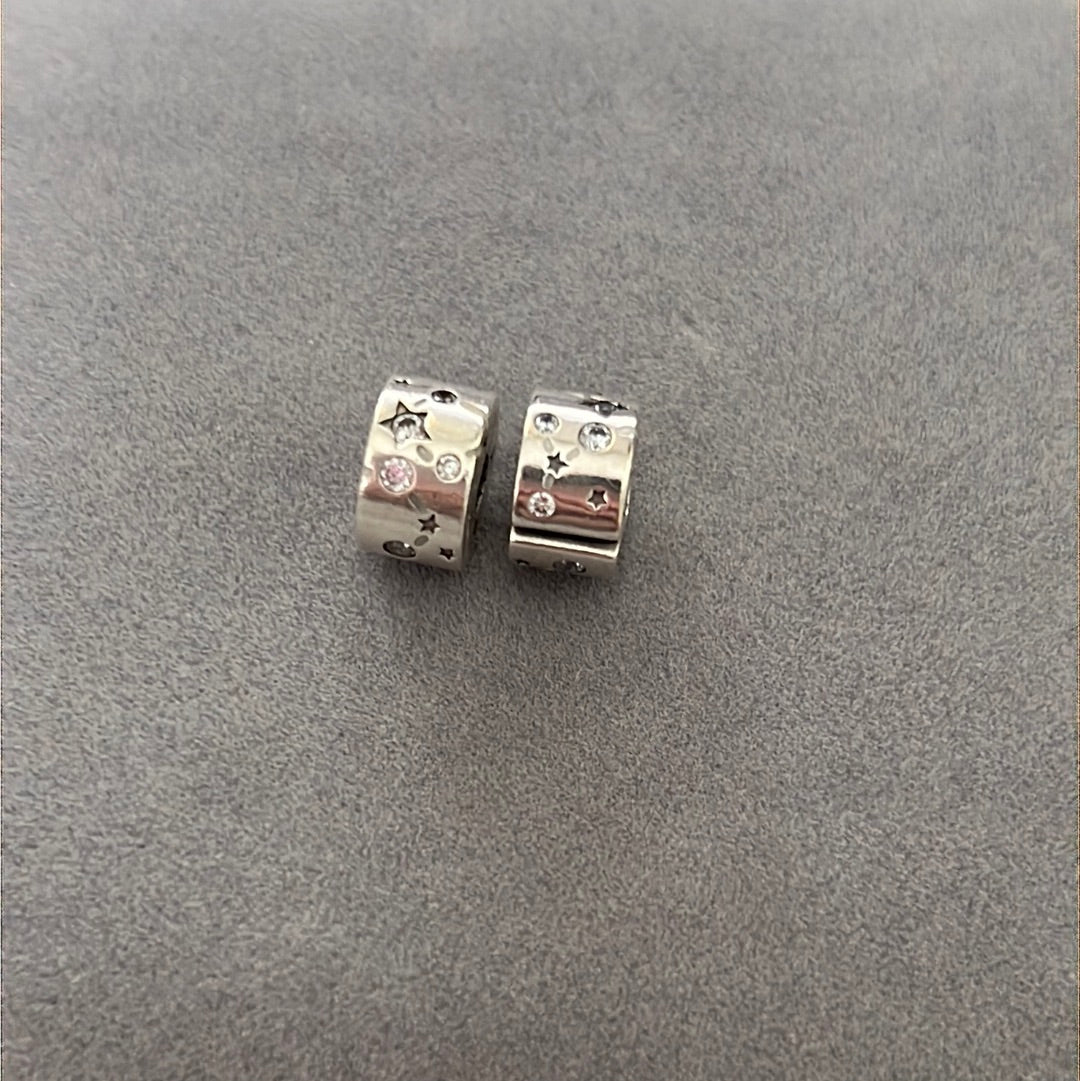 Genuine Pandora Stars & Galaxy Clips x2