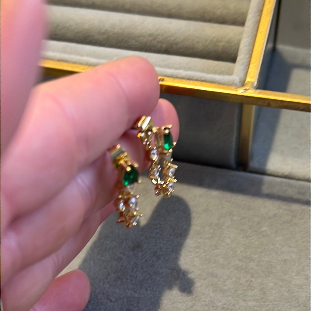 Brand New 14kt Gold Plated Green & Clear Stone Earrings Cuff