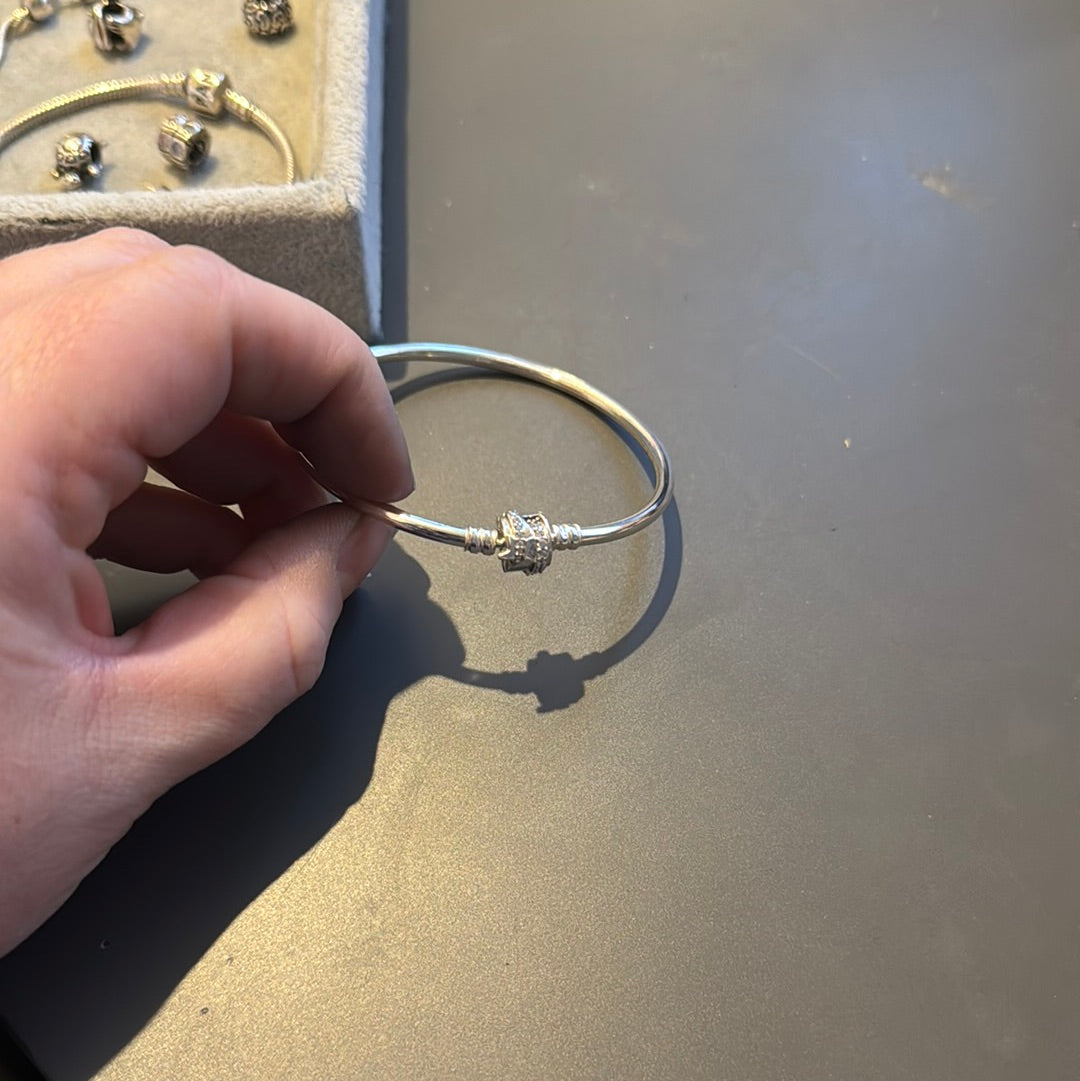 Genuine Pandora LTD Edition Pave Shooting Star Clasp Bangle Size 19cm