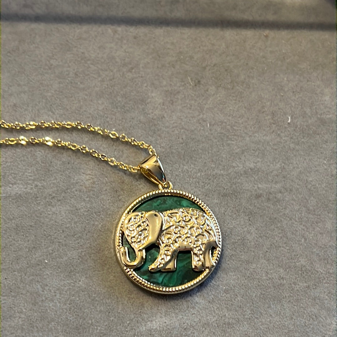 Brand New 14ct Gold Plated Lucky Elephant Necklace Green Gemstone 45cm