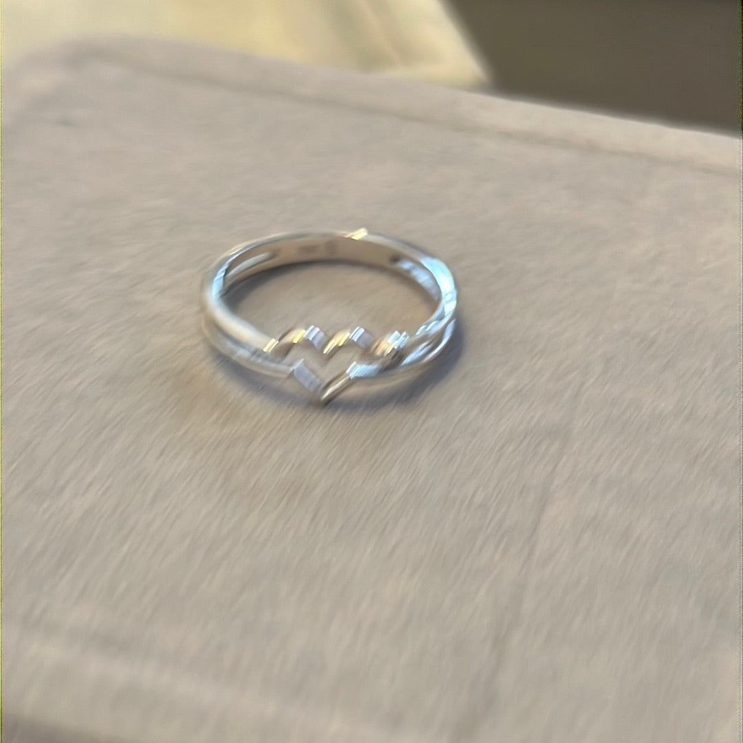 Sterling Silver Argento Heart Line Open Ring 56