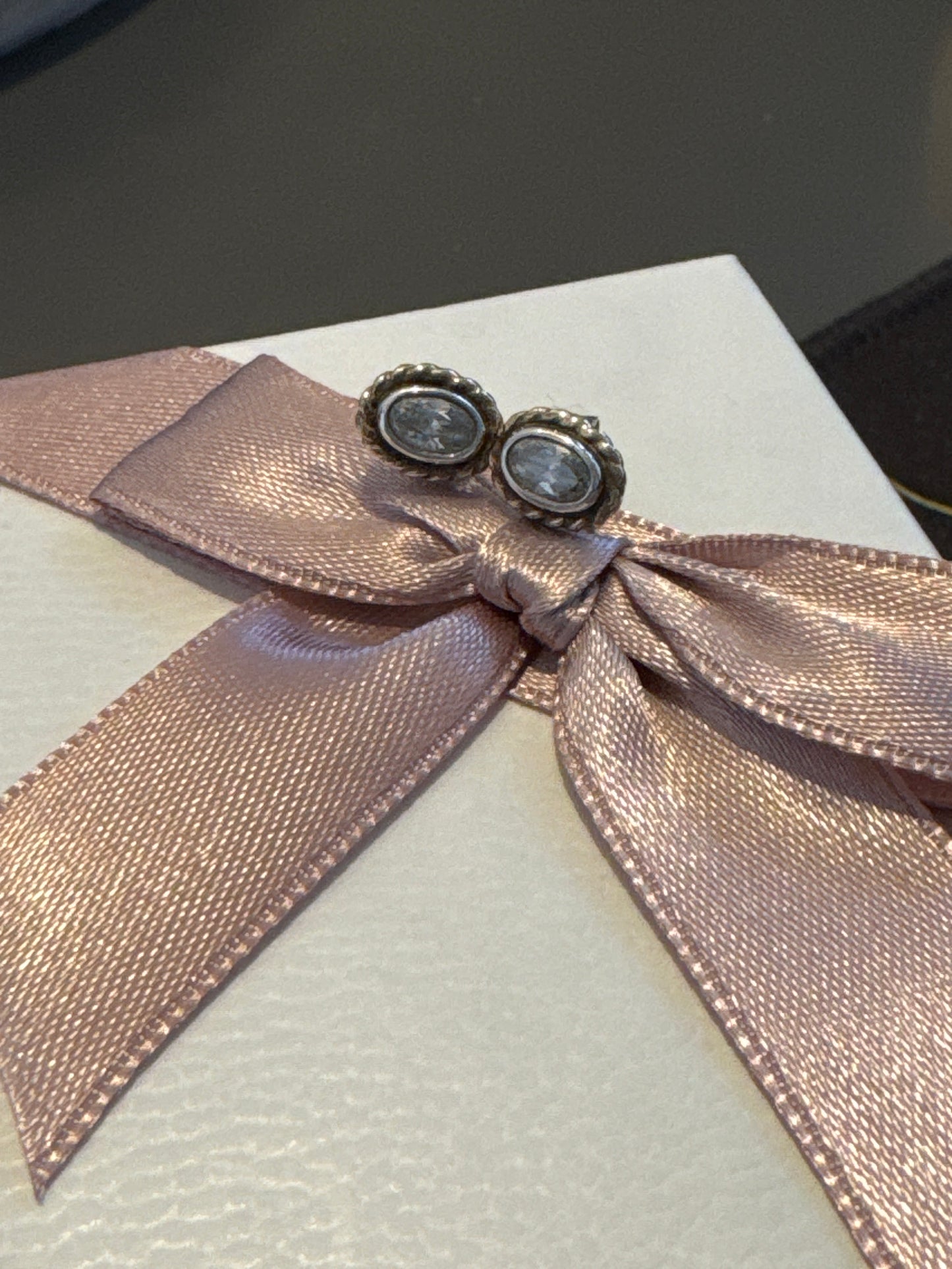 Genuine Pandora Hyper Rare Two Tone G585 Rope Earrings 29996cz