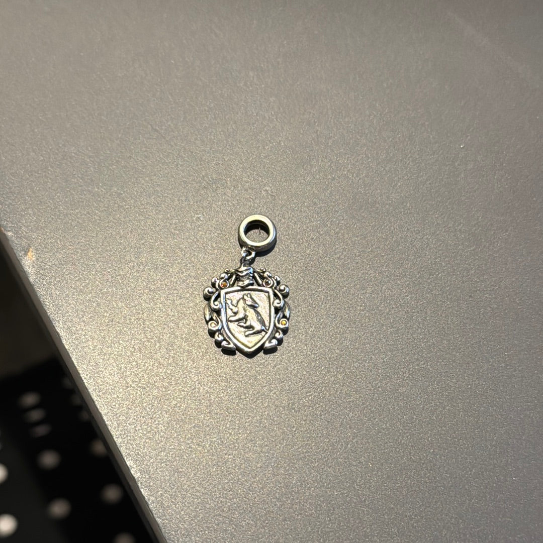 Genuine Chamilia Harry Potter Hufflepuff House Hogwarts Crest Dangle Charm