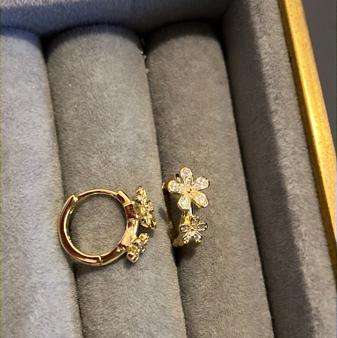 Brand New Sterling Silver Gold Plated Pave Cz Clear Daisy Hoop Earrings
