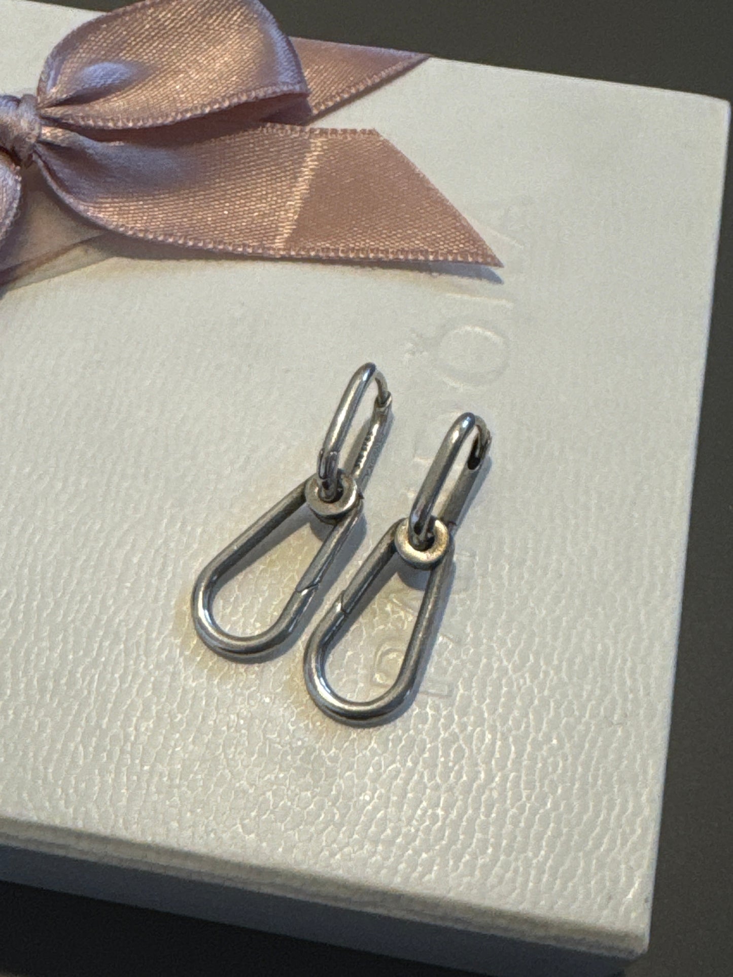 Genuine Pandora Me Hoop Link Dangle Earrings Beautiful