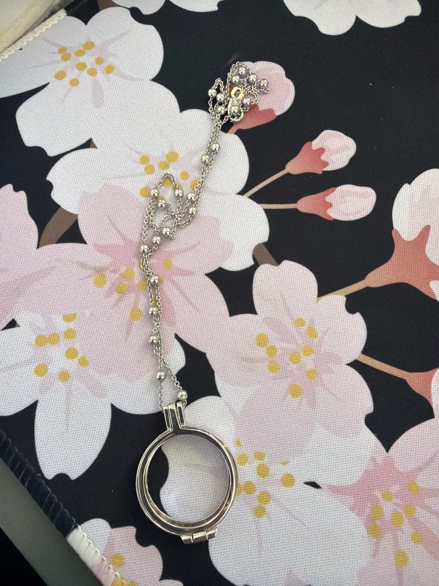 Genuine Hot Diamond Anaiz Memory/ Petite Locket Coin Keeper Circle Necklace With Hot Diamond Chain