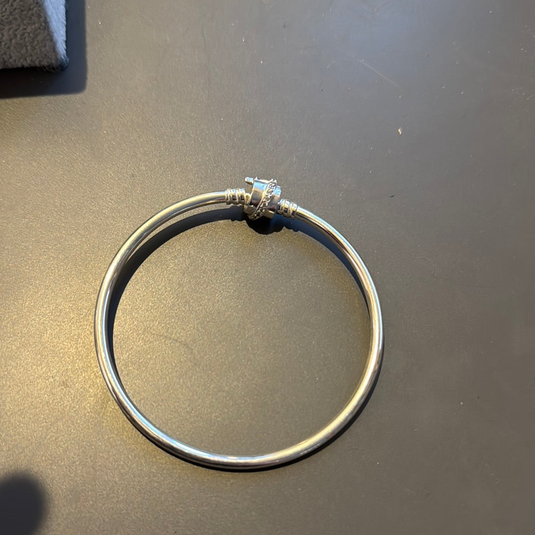 Genuine Pandora LTD Edition Pave Shooting Star Clasp Bangle Size 19cm