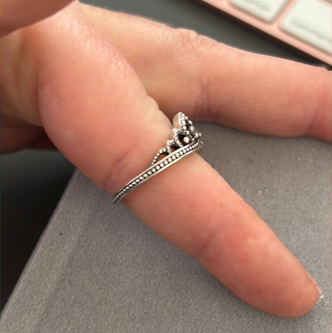 Genuine Pandora Beaded Regal Tiara Ring Size 60