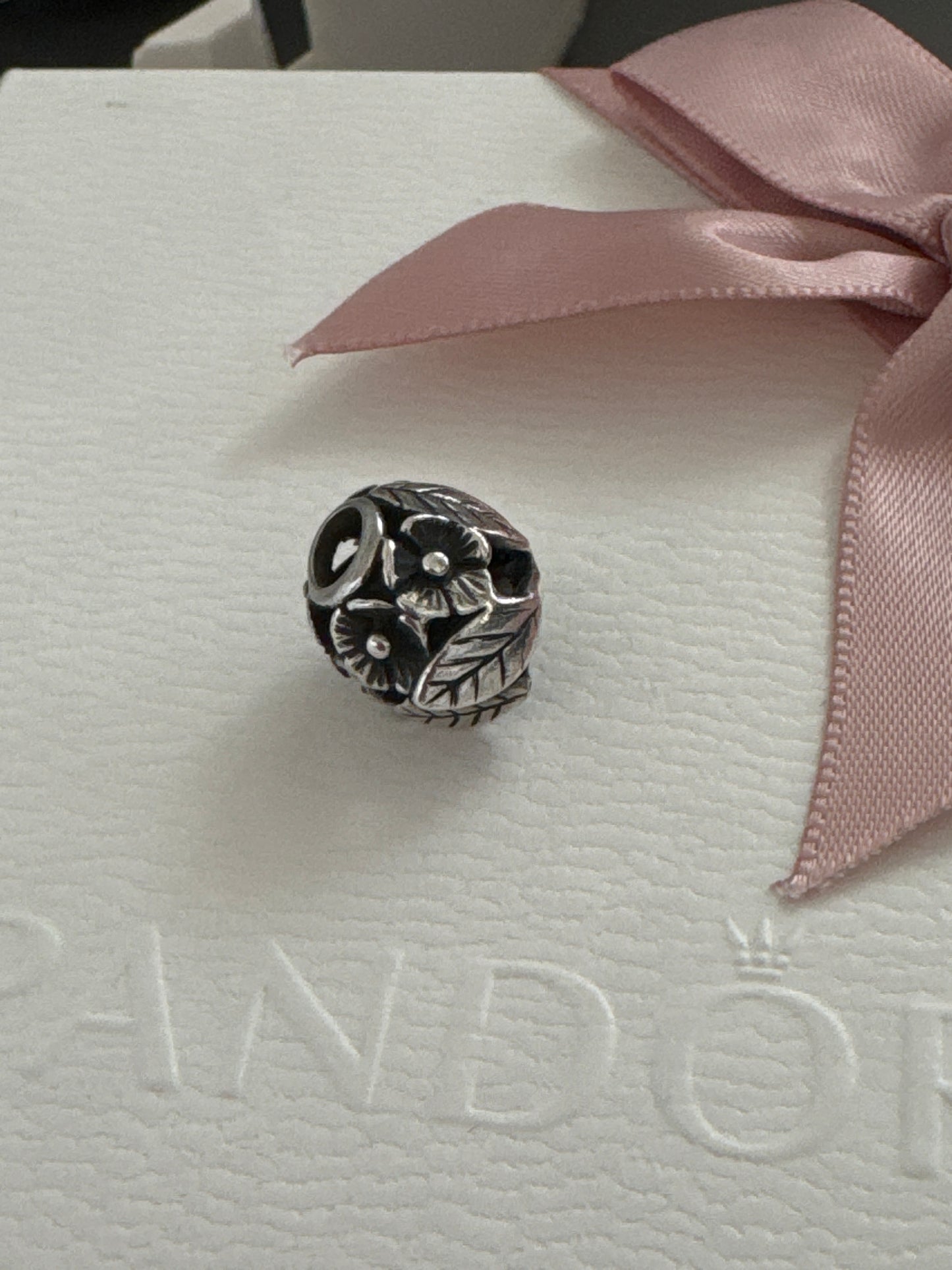 Genuine Trollbeads Flower Power Open Charm