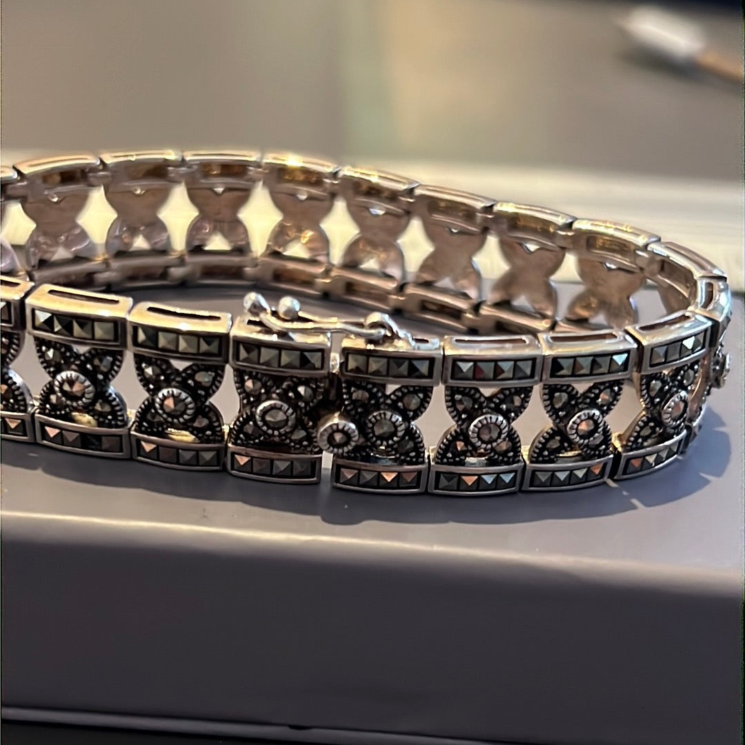 Sterling Silver Art Deco Beautiful Flat Bracelet With Marcasite Stones 19cm