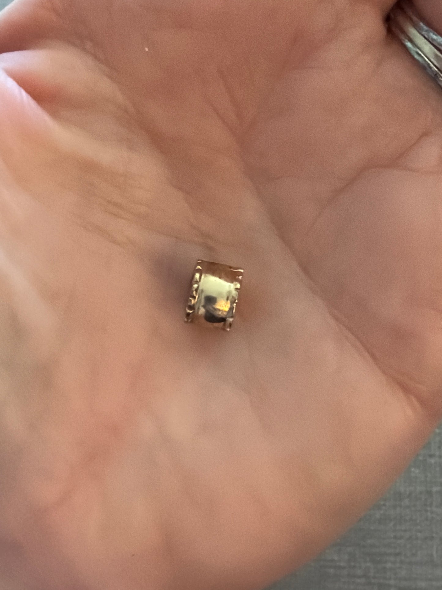 Genuine Pandora Solid 14ct Gold Dotted Line Clip HTF